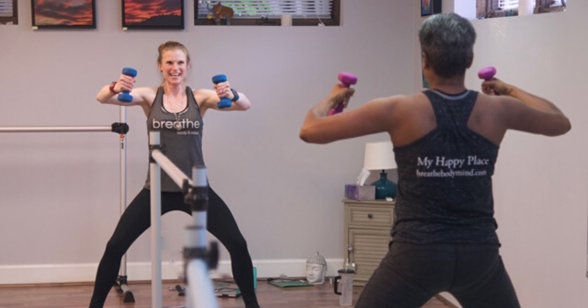 Psst! Don't tell your barre friends.. This club gives you the best barre  outfits to look your hottest while working out. Fid out how to get invited  here: http:/…
